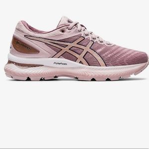 Womens ASICS Gel-Nimbus 22